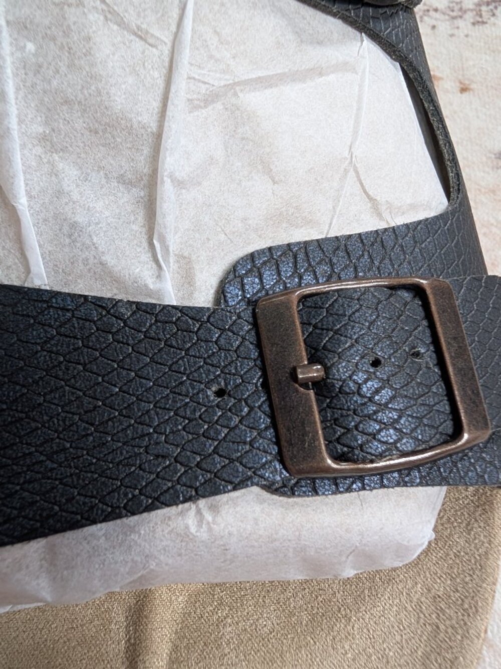 NEW AKSXATE Men’s Two Strap Buckle Sandals Navy Snake Size 11 - Picture 3 of 7